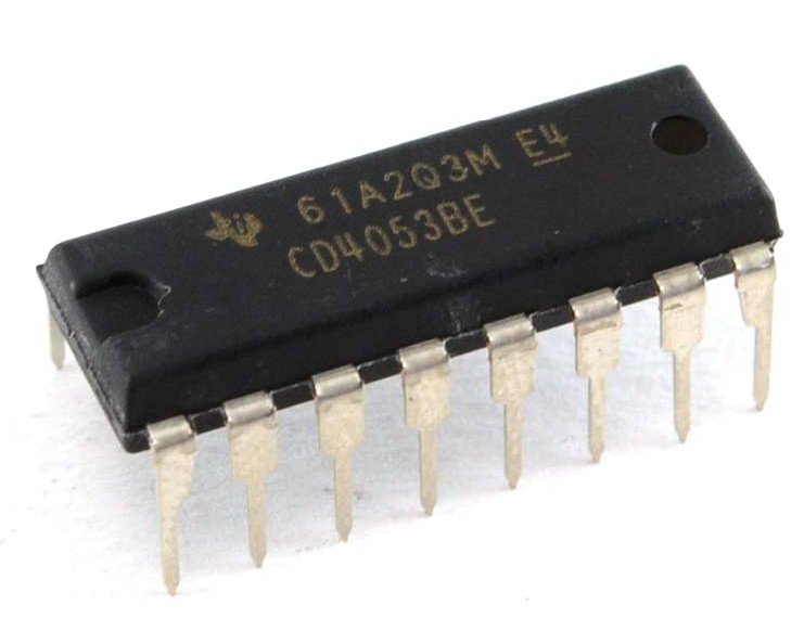 INTEGRATED CIRCUIT CD4053 DIL-16