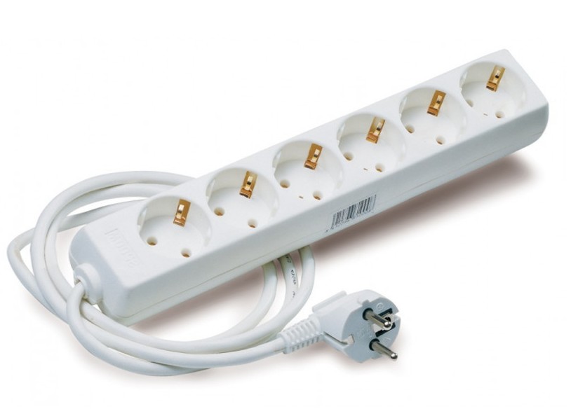 REGLETA DE 6 ENCHUFES CON CABLE