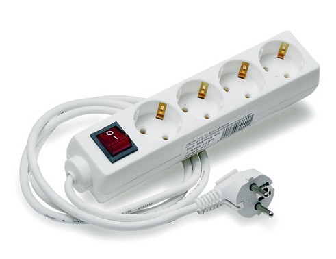 REGLETA DE 4 ENCHUFES CON INTERRUPTOR Y CABLE