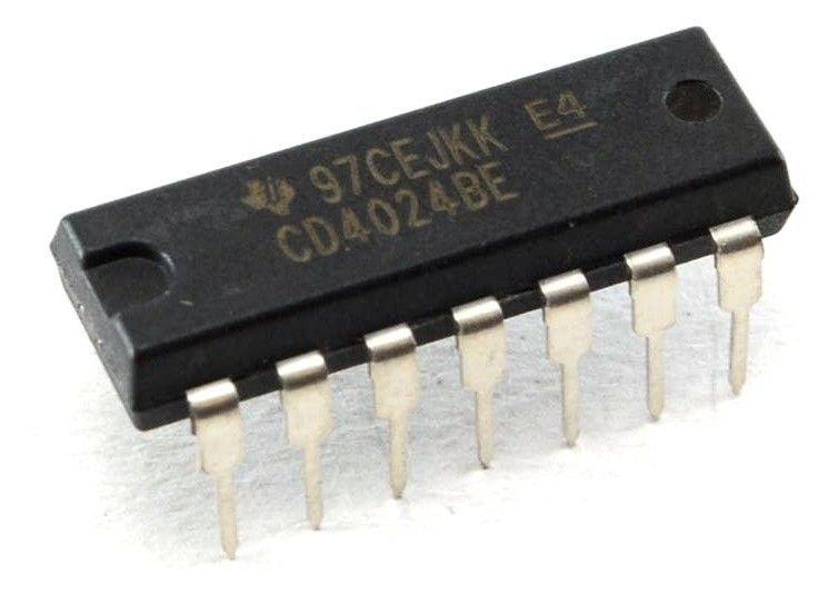 INTEGRATED CIRCUIT CD4024 DIL-14